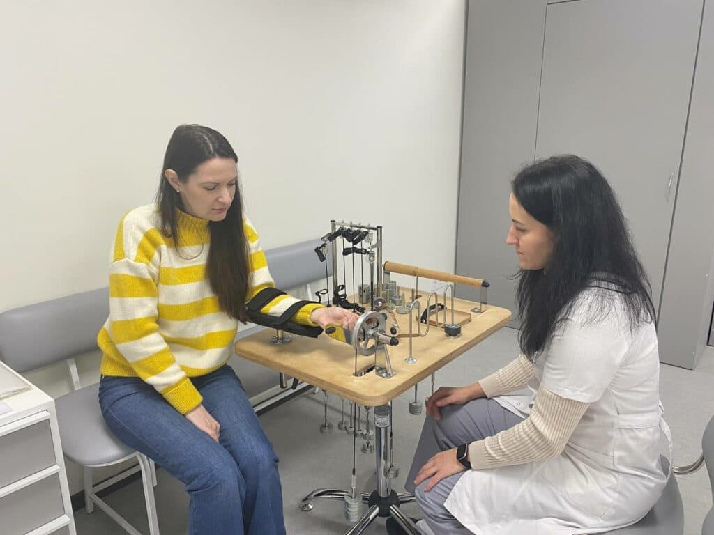 У Києві працює відділення реабілітації для маріупольців (фото)