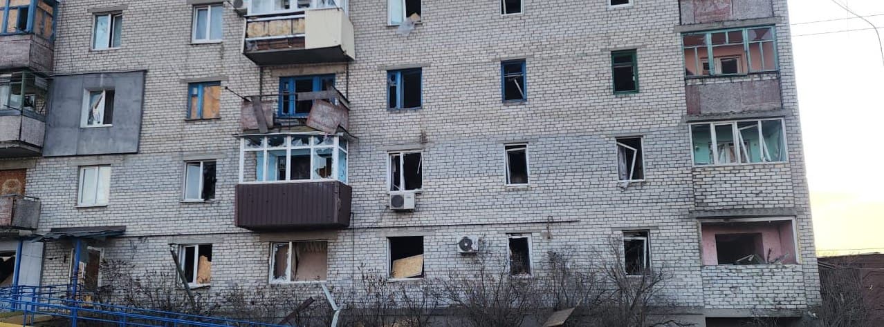 За добу росіяни завдали 3 048 ворожих ударів по Донеччині