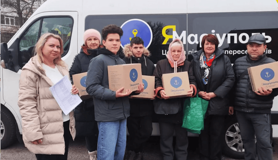 Мобільні офіси для ВПО з Маріуполя почали працювати на Київщині та Чернігівщин