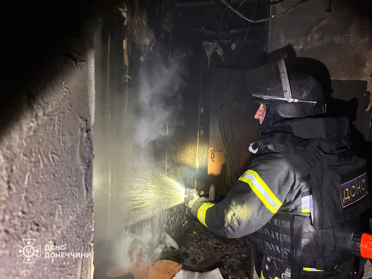 Минулої доби рятувальники Донеччини ліквідували пожежу у житловому будинку у Білицькому