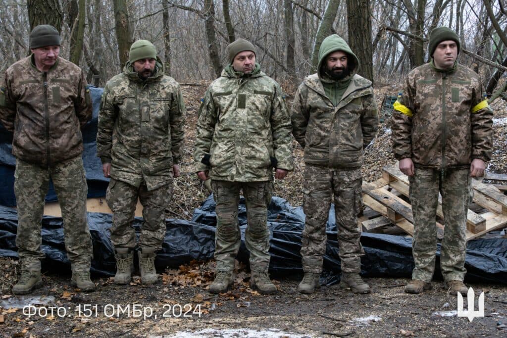 Лучших бойцов 151-й отдельной механизированной бригады отметили наградами