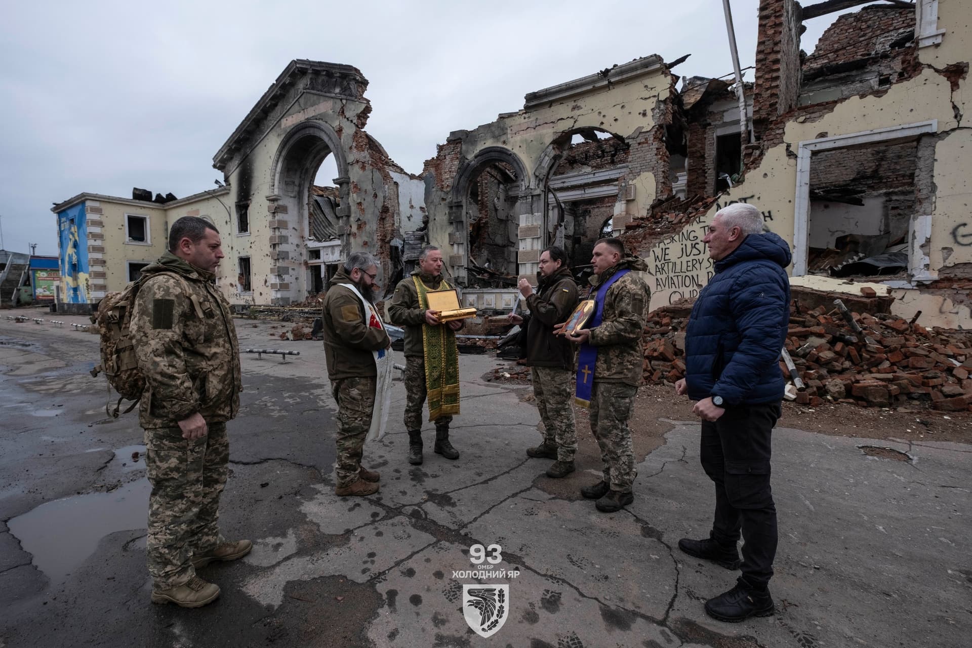 Військові капелани 93-ї бригади провели у Костянтинівці хресний хід і молитву за перемогу українського війська