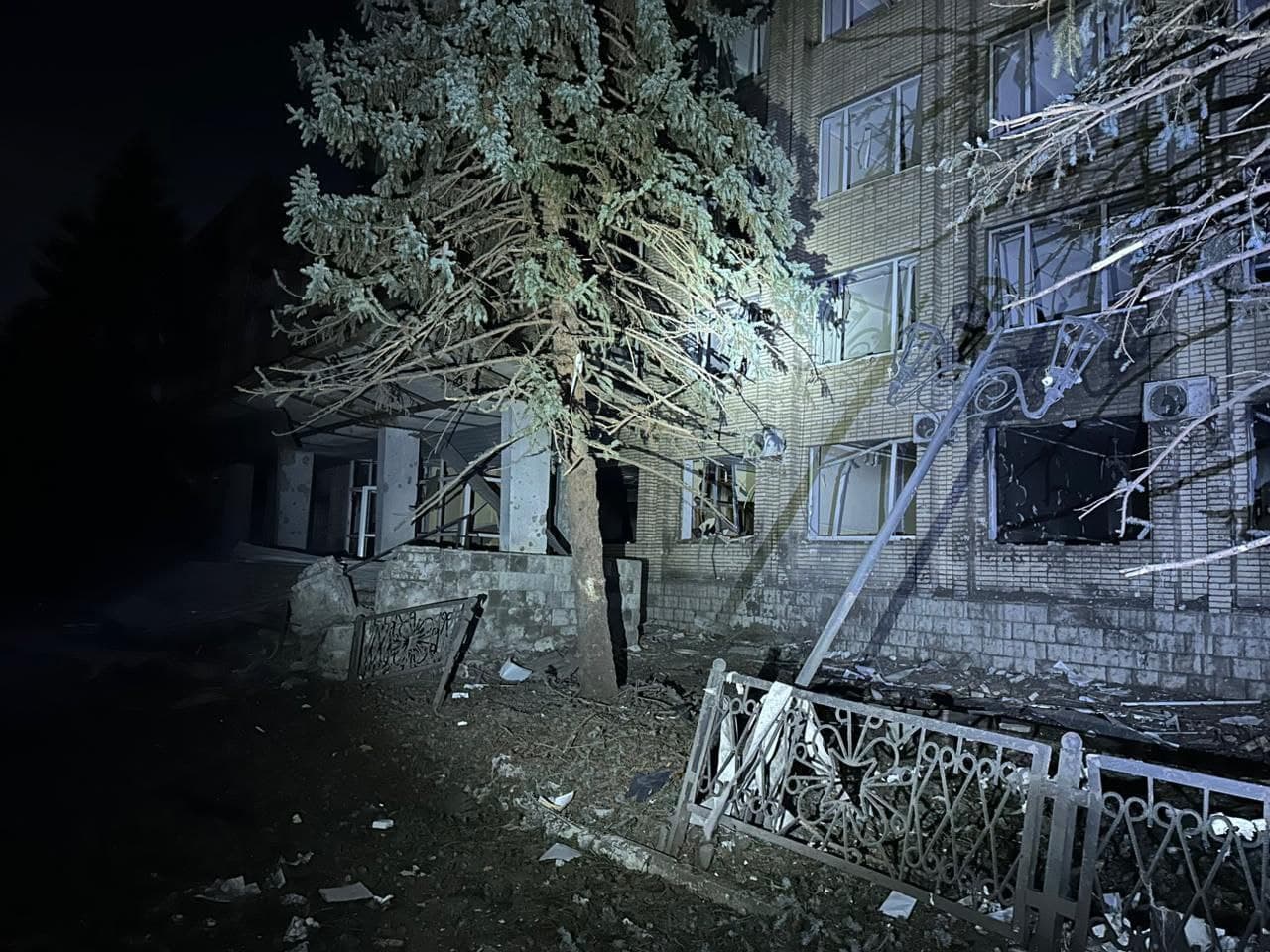 За добу росіяни 10 разів обстріляли населені пункти Донеччини