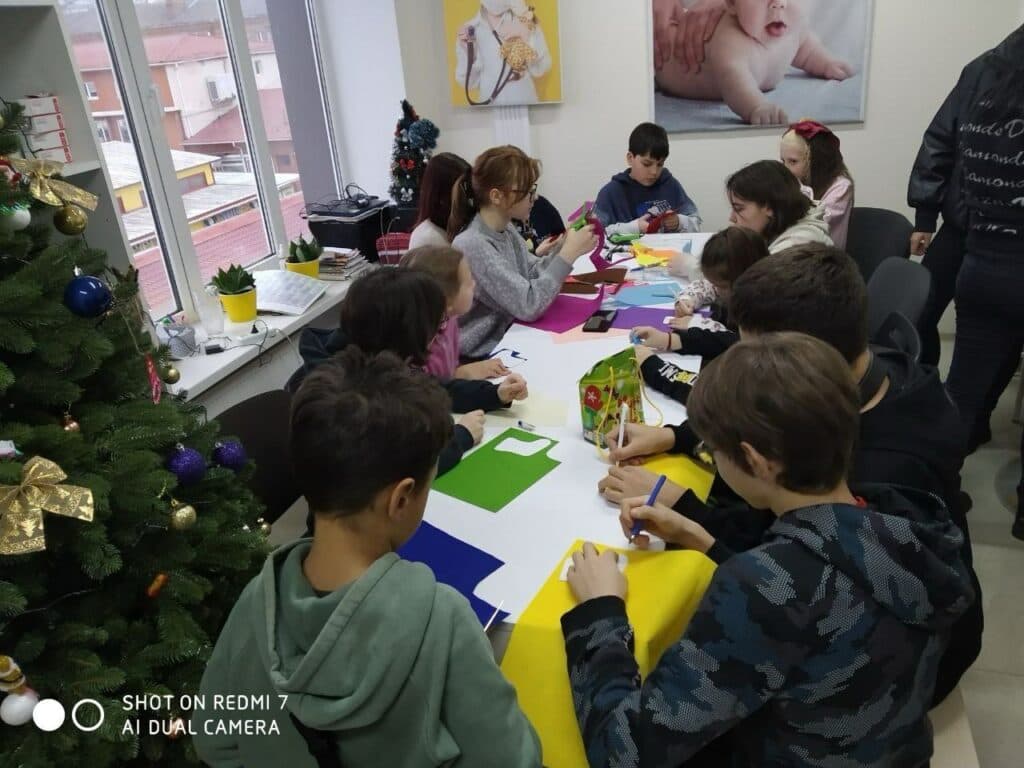 для діточок Торецької громади проведено Майстерню Святого Миколая