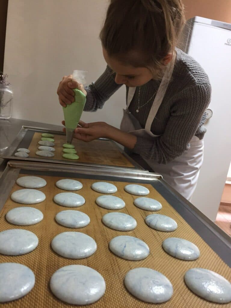 кондитерка селидове Вікторія Лобода