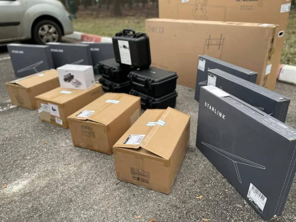 Дрони та старлінки отримали бійці на Харківському та Сумському напрямках від Луганщини