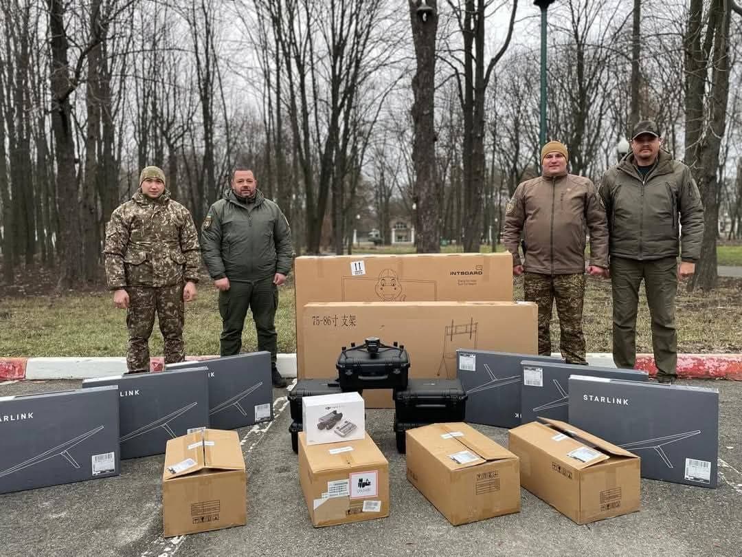 Дрони та старлінки отримали бійці на Харківському та Сумському напрямках від Луганщини