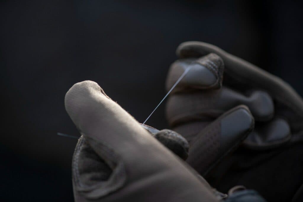 FPV-дроны, управляемые через оптоволокно