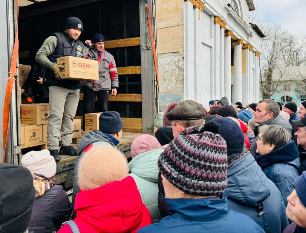 Мешканці Покровської громади отримали допомогу від благодійників