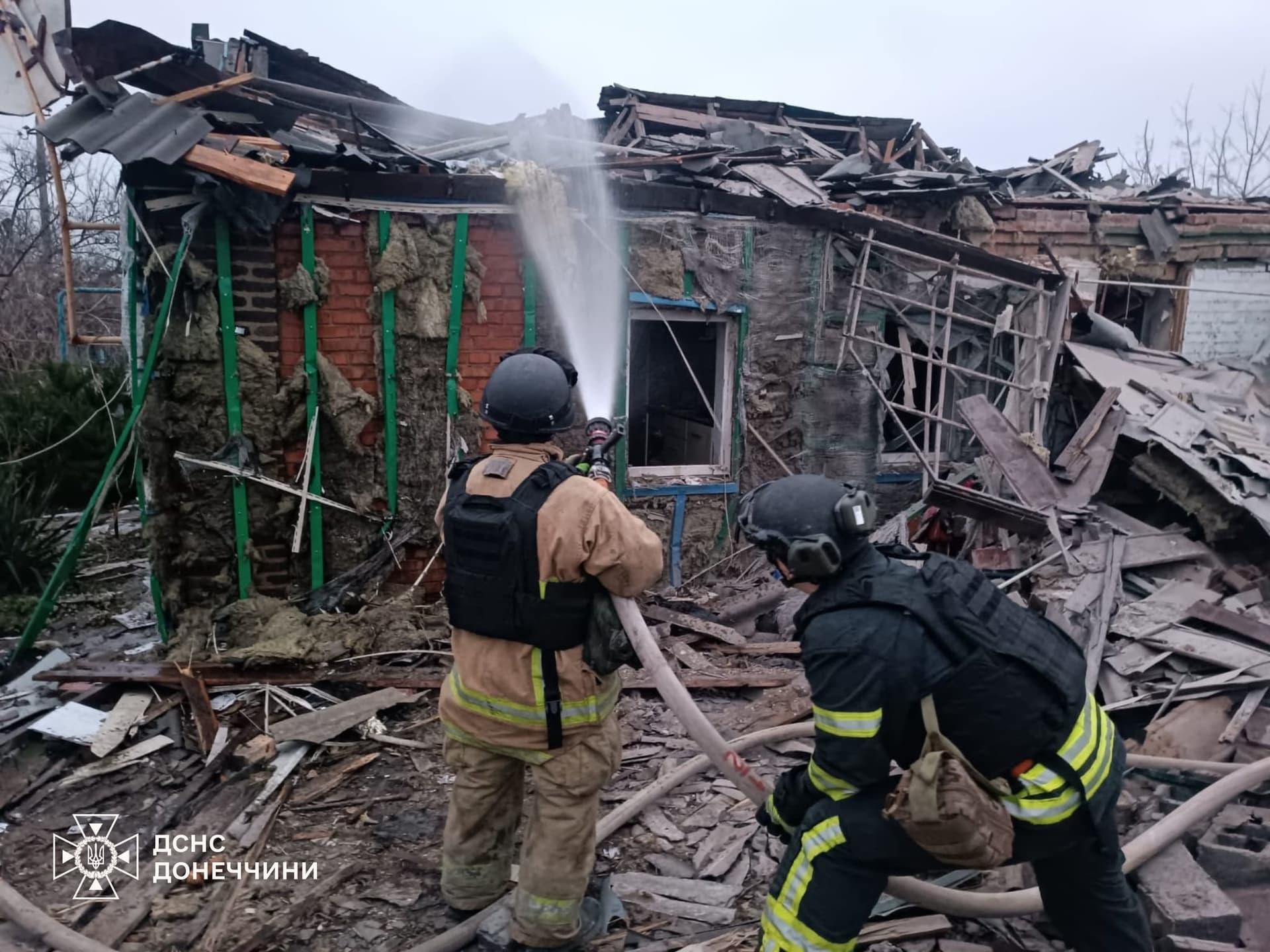 Минулої доби у Костянтинівці рятувальники залучались до ліквідації наслідків обстрілу