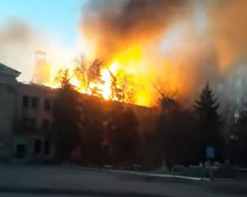 На Донеччині горить шахта "Білицька" (відео)