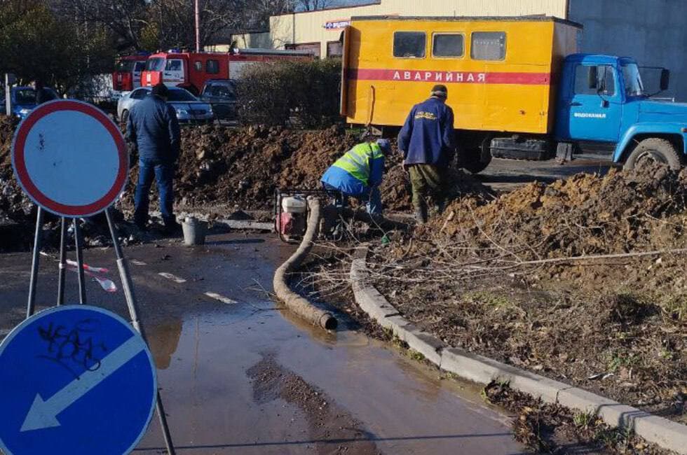 На окупованій Донеччині повідомили про майже 300 аварій на мережах водопостачання