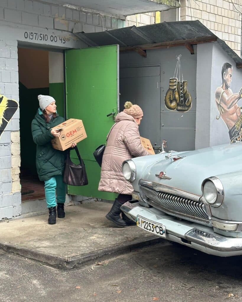 Переселенці з Авдіївки отримали у Броварах допомогу від GEM та HGBF