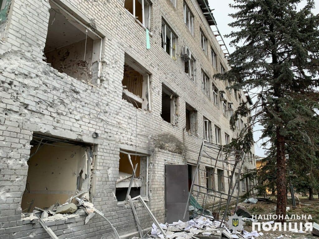 Поліція за добу зафіксувала 3244 ворожих удари по Донеччині