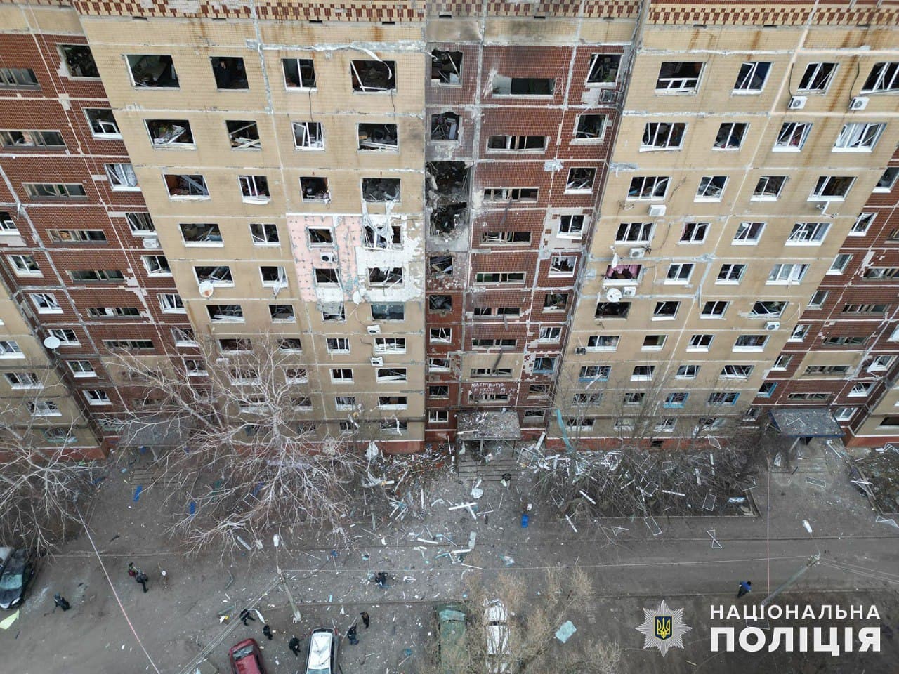 Росіяни скинули на Краматорськ авіабомбу УМПБ Д-30СН, вона влучила у житловий будинок на рівні 7-8 поверхів