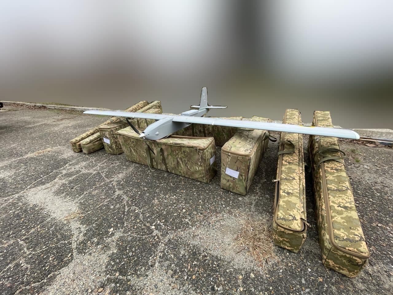 Спецпризначенці отримали від Рубіжанської громади безпілотні авіаційні комплекси Сич із тепловізійною камерою