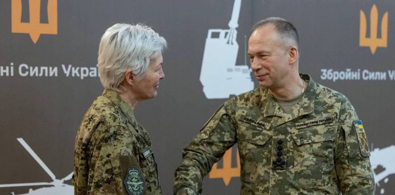 Сирський зустрівся з начальницею Штабу оборони Збройних Сил Канади