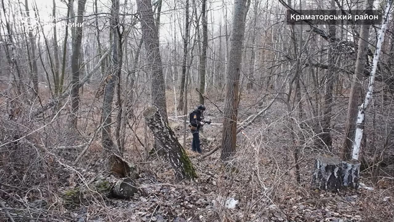 У Щуровому піротехніки ДСНС знищили мінометну міну