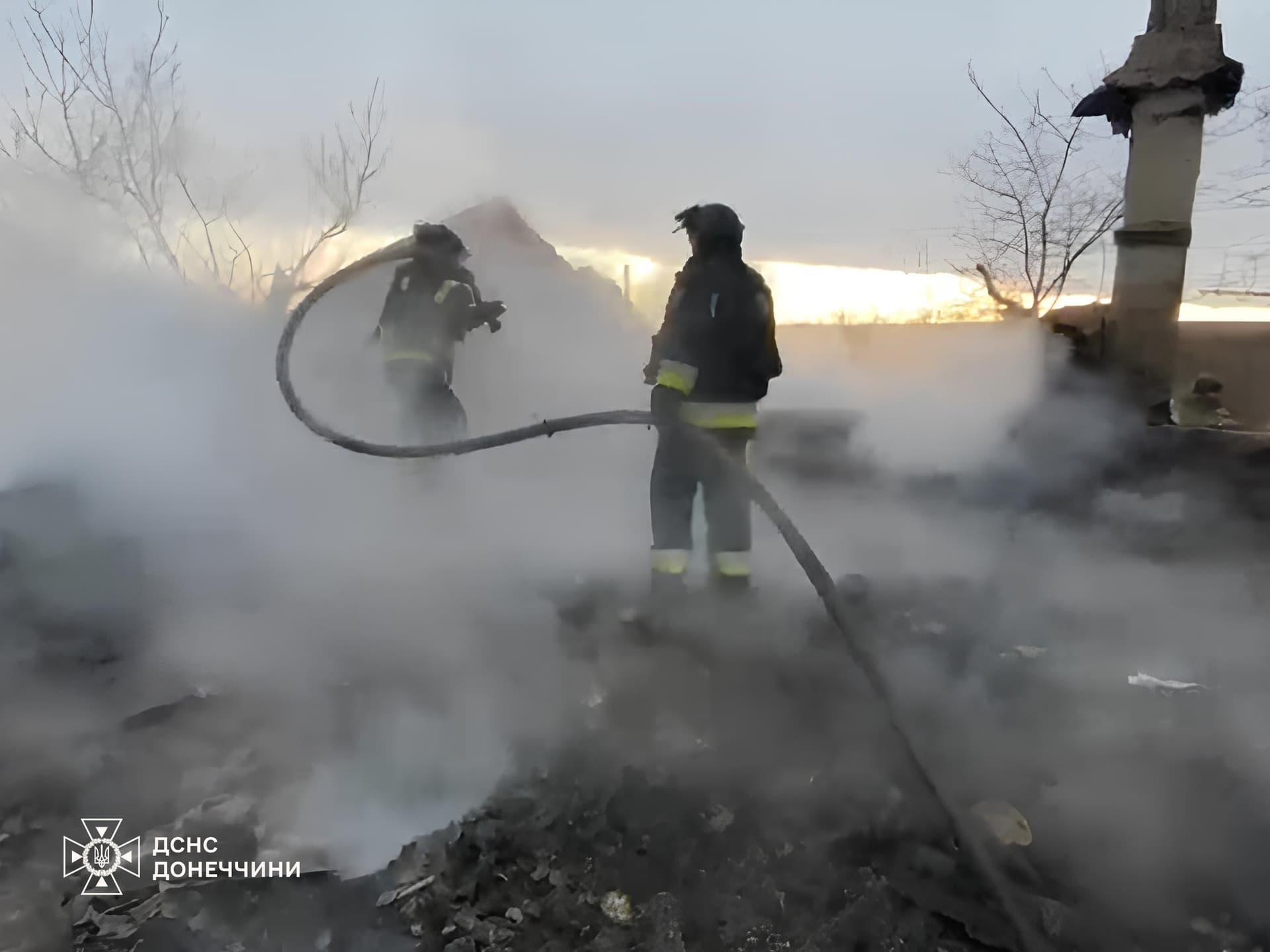 Унаслідок російського обстрілу Іванопілля зайнявся житловий будинок