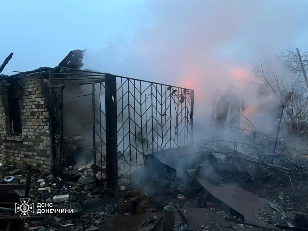 Внаслідок обстрілів Костянтинівки поранено 2 людини та пошкоджено 21 будинок