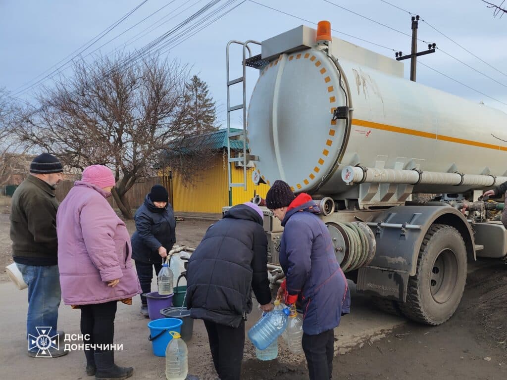 підвіз води на Донеччині