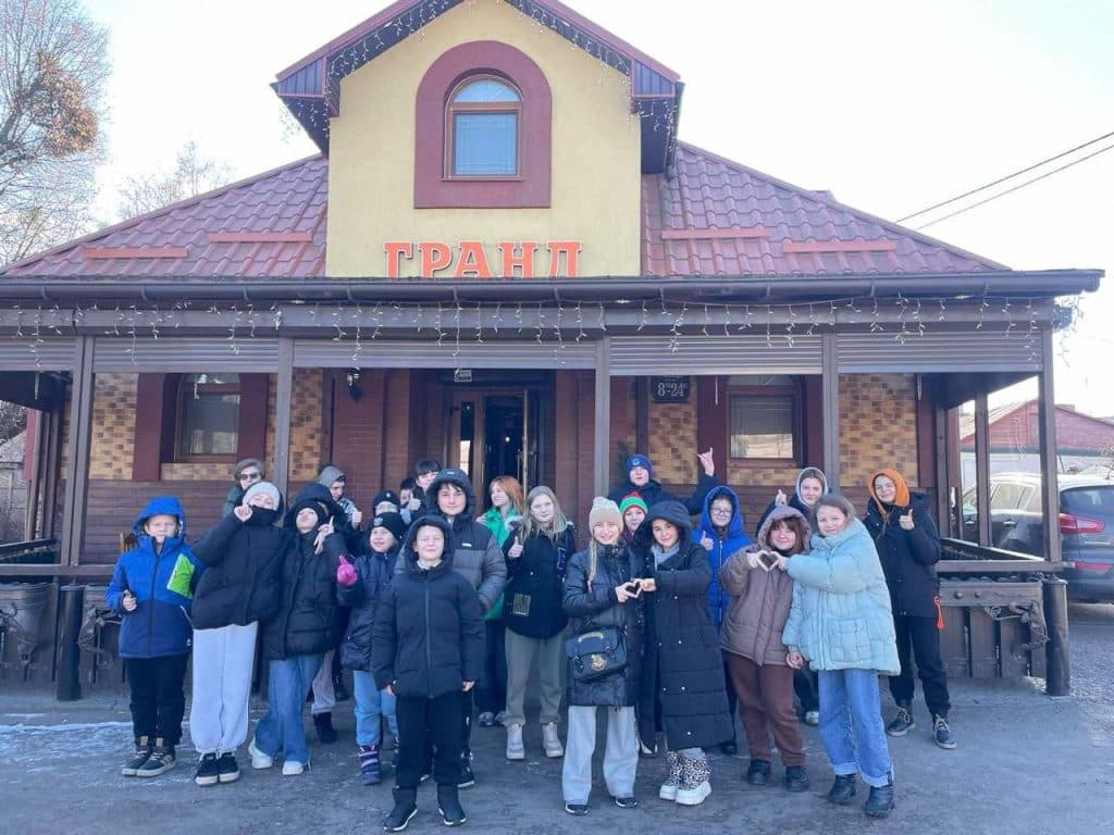 22 ребенка из 16 общин Донбасса отправились на отдых в рекреационном центре на Закарпатье