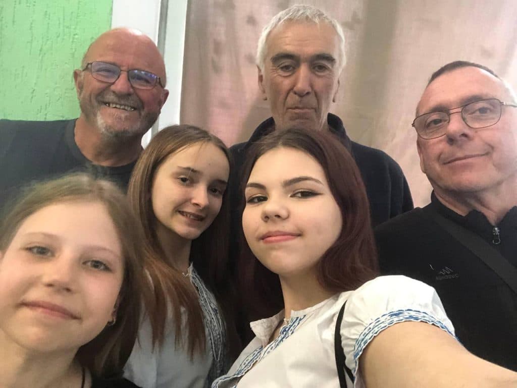 Дети из Селидовской общины являются постоянными посетителями Изумрудного города в Хмельницкой области