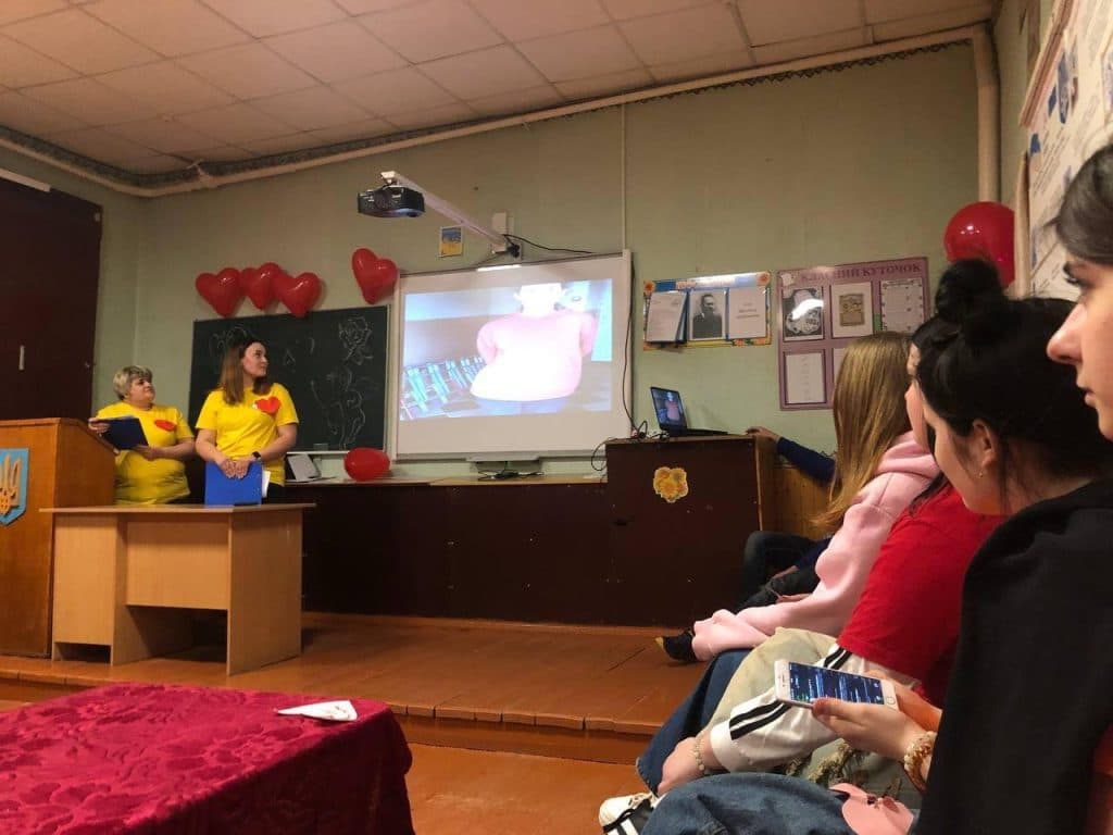 Дети из Селидовской общины являются постоянными посетителями Изумрудного города в Хмельницкой области