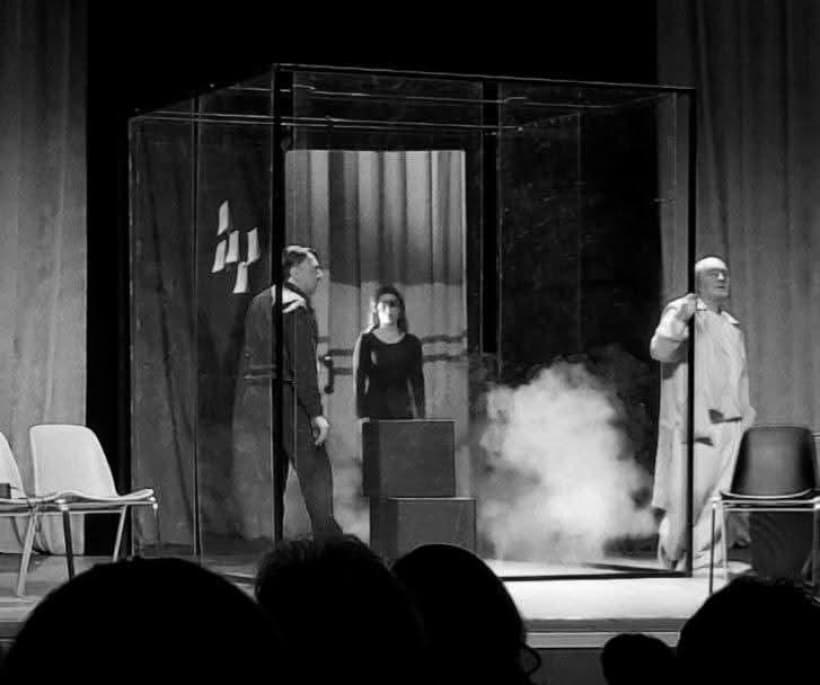 Донецький академічний обласний драмтеатр вирушив на гастролі з новою виставою