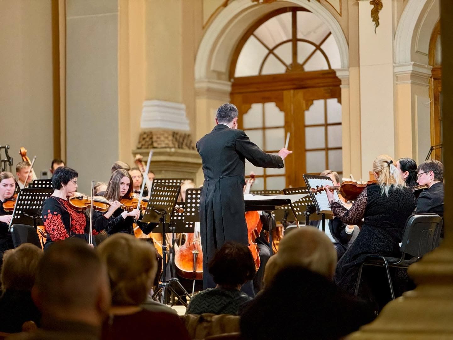 Луганський Академічний симфонічний оркестр представив нову програму