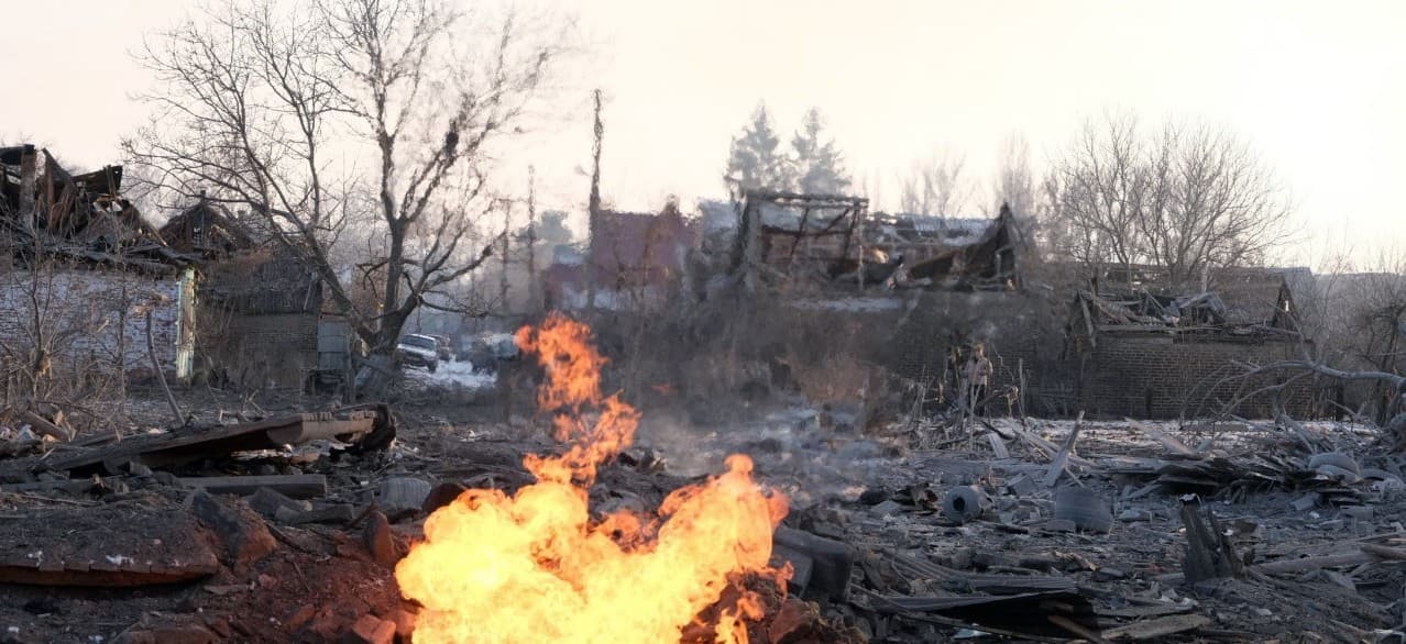 Щонайменше 1 людина загинула і 16 поранено — такі попередні наслідки удару по Краматорську (відео)