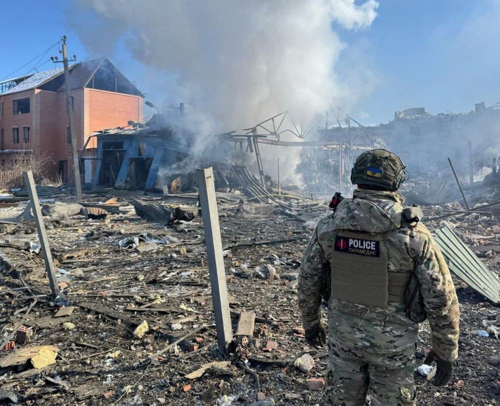 Росіяни скинули на Костянтинівку 3 авіабомби, є загиблий і поранені