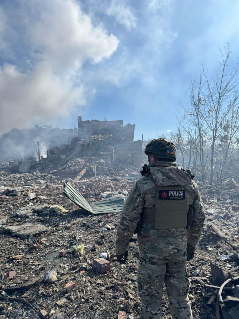 Росіяни скинули на Костянтинівку 3 авіабомби, є загиблий і поранені