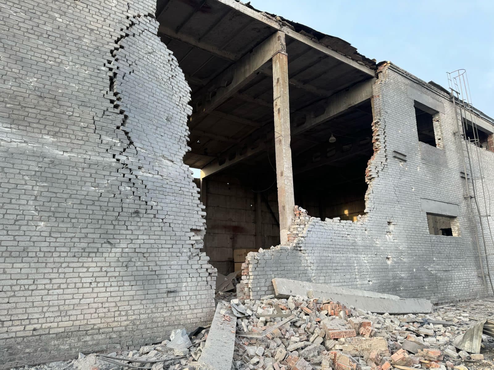 Російська авіація скинула на Слов'янськ ФАБ-250