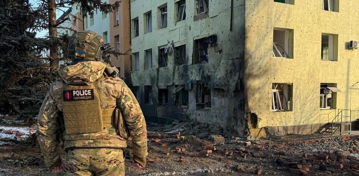 З лінії фронту на Донеччині евакуйовано 2265 людей з дітьми