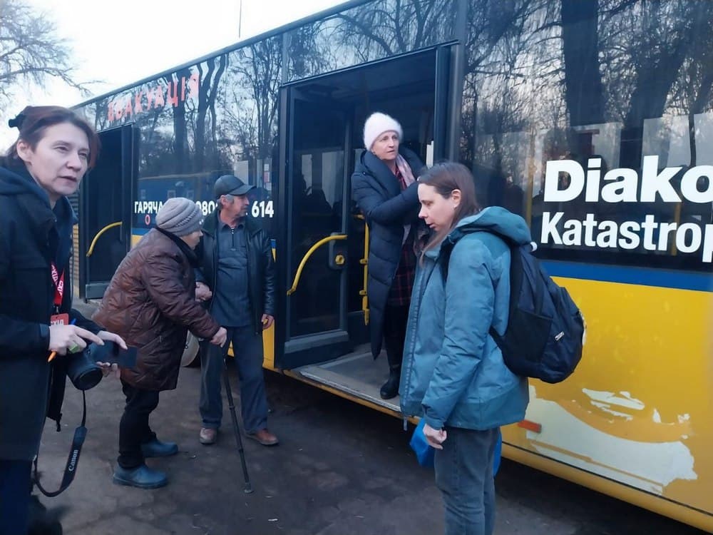 Вже 95 донеччан розселили у більш безпечних регіонах України з початку березня 2025 року