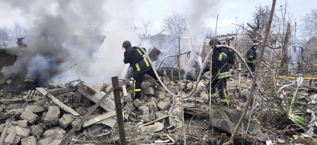 У Краматорську внаслідок обстрілу було поранено чоловіка і сталося дві пожежі