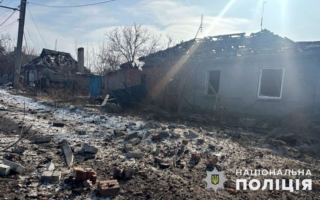 Минулої доби росіяни скинули на населені пункти Донеччини 28 бомб