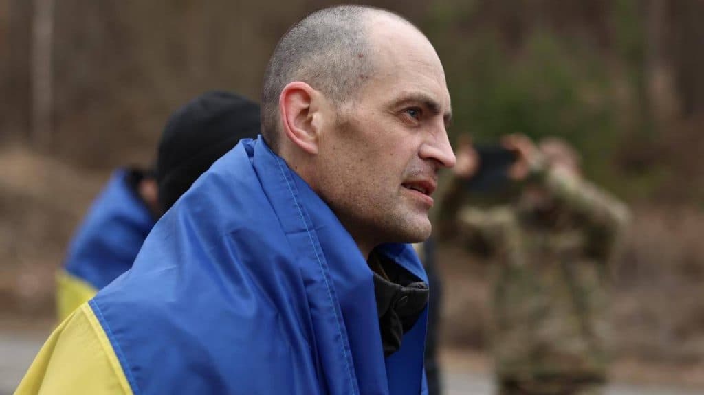 Ще 175 українських захисників звільнено з російського полону, зокрема важкопоранені