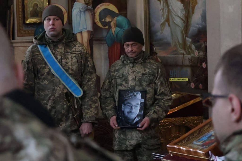 В Киеве попрощались с медийщиком из Луганщины Дмитрием Бендиковым