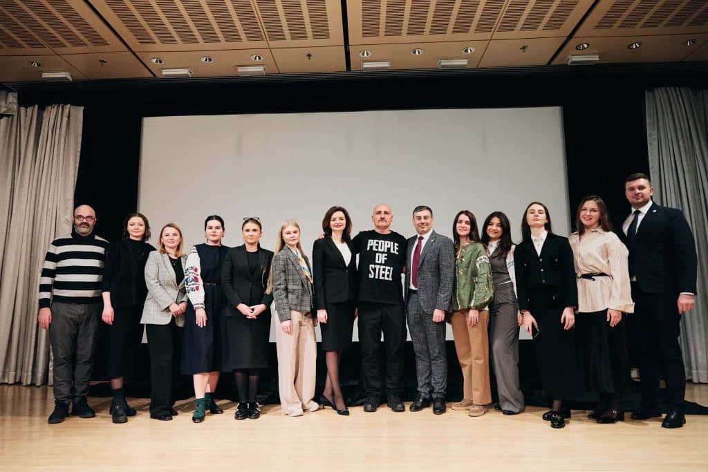 У США розпочався тур фільму про захисників Маріуполя