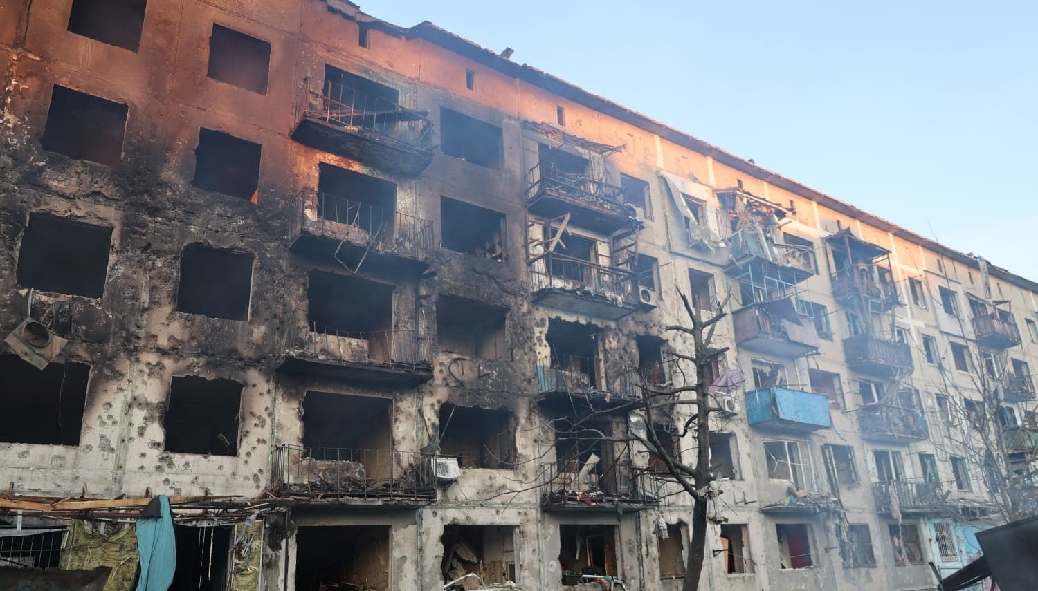 Унаслідок масованого обстрілу Добропілля відомо про 11 загиблих і 30 поранених