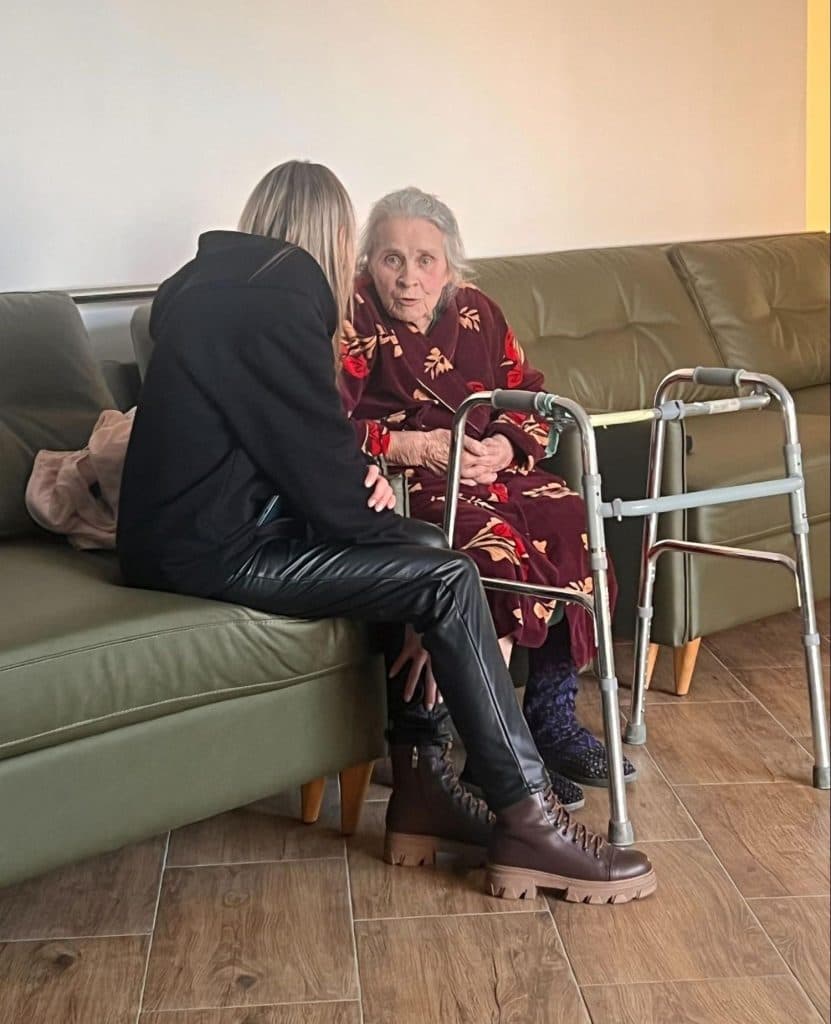 евакуація маломобільних Схід SOS