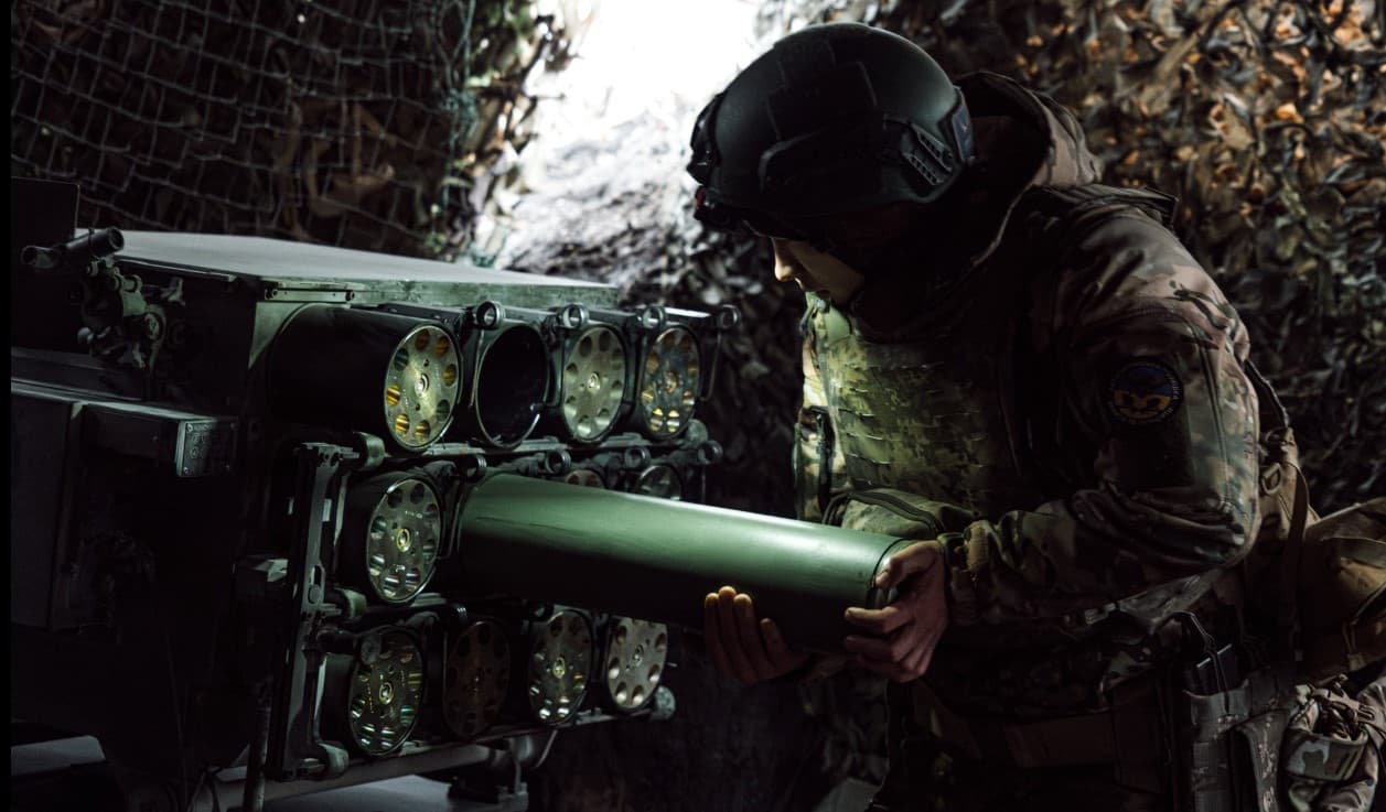 заряджання РСЗВ RAK-SA-12