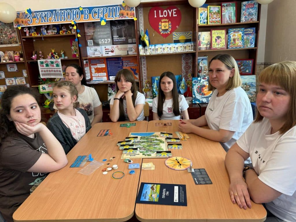 Для молодых переселенцев из трех общин провели игровые сессии Код Донетчины