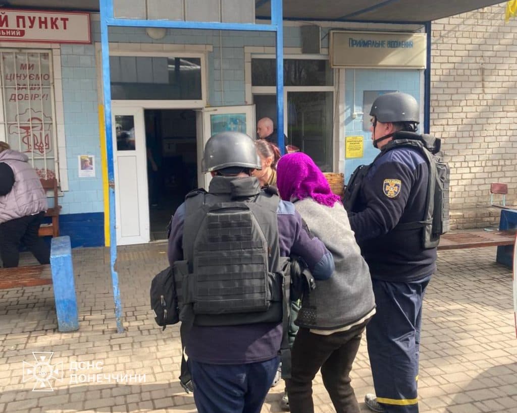 Новохатське на Донеччині перебувало під обстрілом: є загиблі та поранені