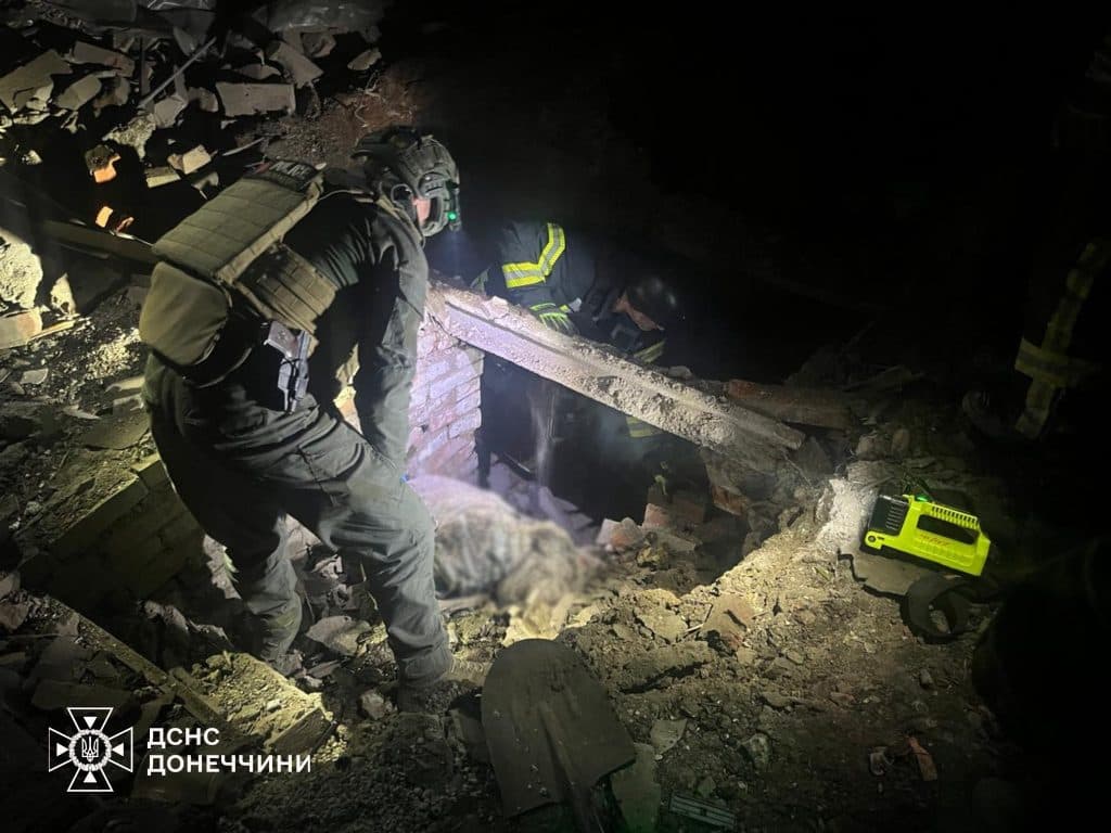 Рятувальники ліквідували наслідки смертоносного удару по Костянтинівці