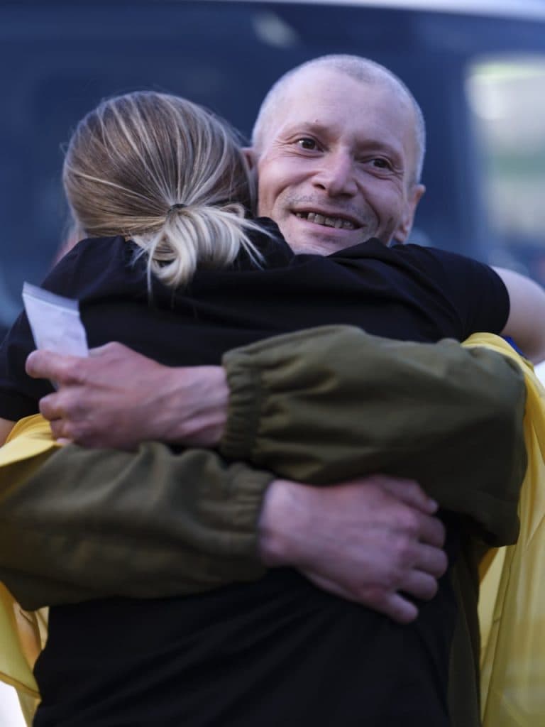 Ще 277 воїнів повернулися додому з російського полону