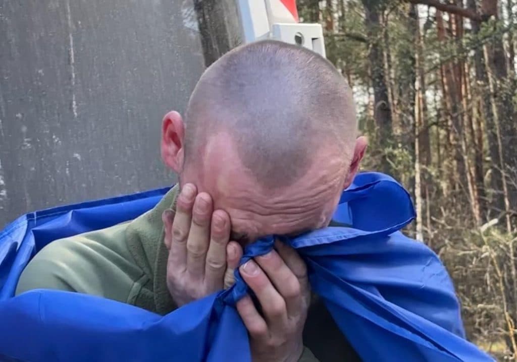 Ще 277 воїнів повернулися додому з російського полону