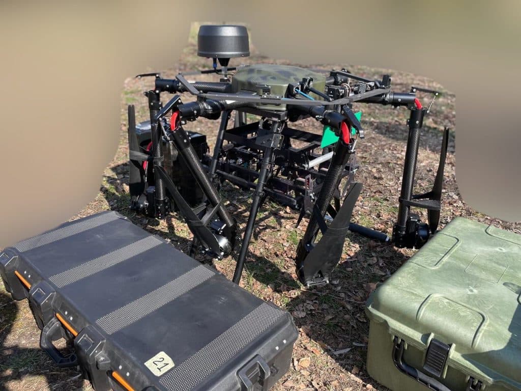 Ударные мультикоптеры-бомбардировщики передали украинским защитникам Рубежанская община